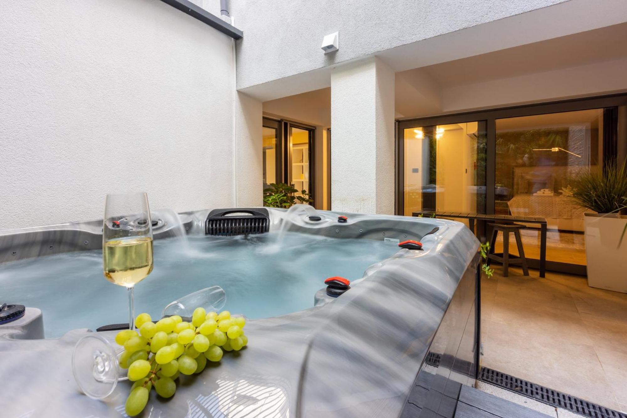 Panoramica Apartment With Whirlpool Crikvenica Extérieur photo